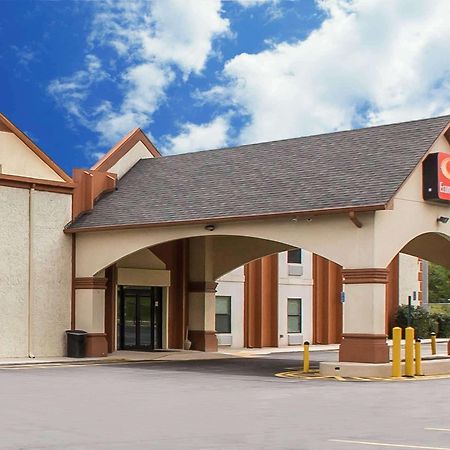 Econo Lodge At Six Flags Austell Exterior photo